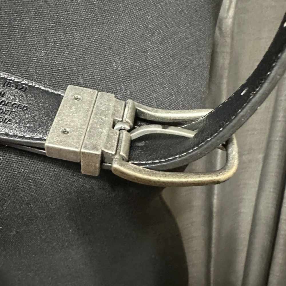 Black & Brown Reversible Belt Genuine Leather. Size LM (8-12) Kids.